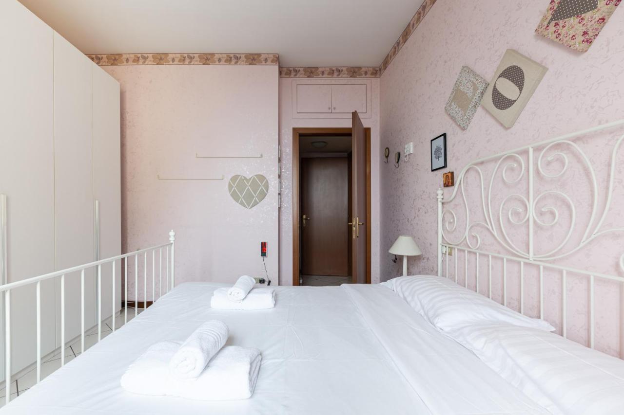 Bnbutler Torelli - Grazioso E Luminoso Bilocale Apartman Milánó Kültér fotó